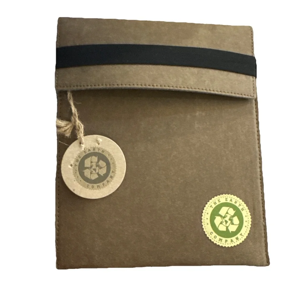 NWT The Earth Company Natural iPad 10in Protective Felt Lined Sleeve For Tablets